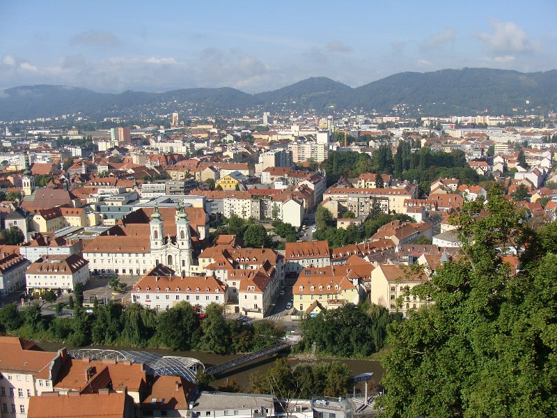 Graz from Schlossberg stairs 2150.JPG